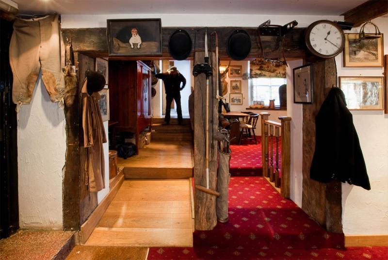 The Hood Arms Hotell Kilve Exteriör bild